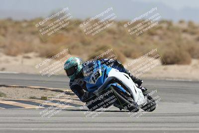 media/Oct-04-2025-CVMA (Sat) [[408bcdd6e4]]/Race 4-Formula Middleweight (Holeshot)/